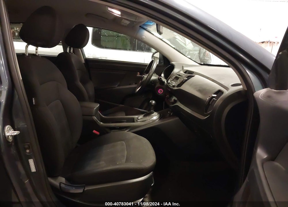 2011 KIA SPORTAGE LX VIN: KNDPBCA20B7034637
