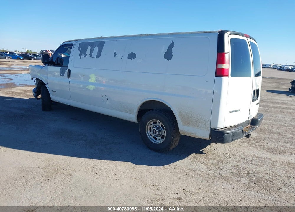 2003 CHEVROLET EXPRESS VIN: 1GCHG39U831144318