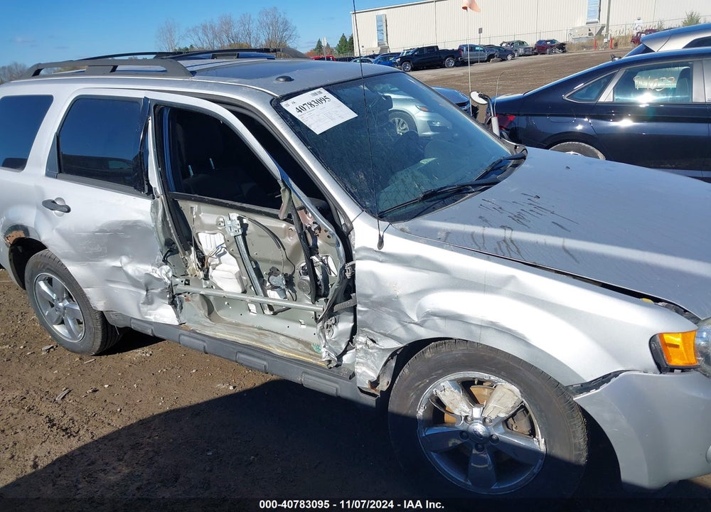 2009 FORD ESCAPE XLT VIN: 1FMCU03799KC99303