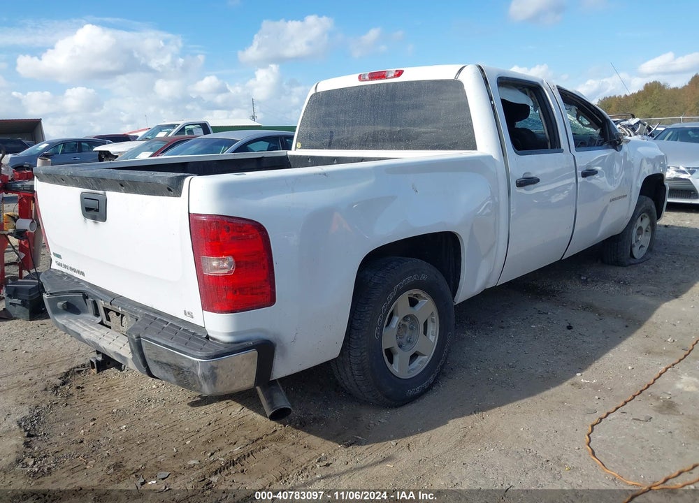 2011 CHEVROLET SILVERADO 1500 LS VIN: 3GCPKREA6BG221566