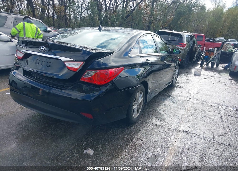 2014 HYUNDAI SONATA GLS VIN: 5NPEB4AC5EH835943