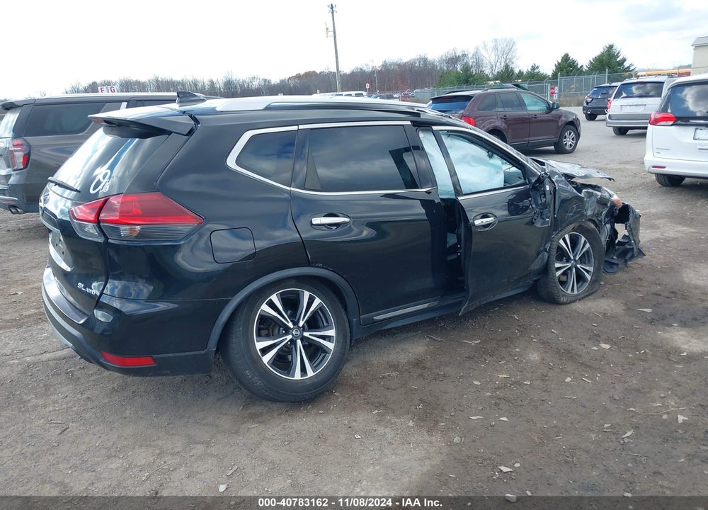 2018 NISSAN ROGUE SL VIN: JN8AT2MV6JW316017