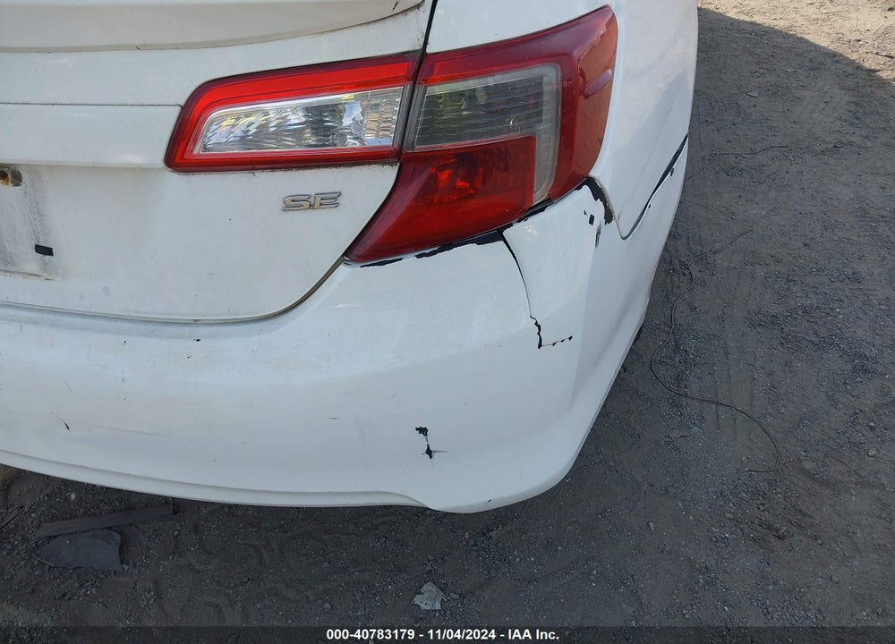 2014 TOYOTA CAMRY SE VIN: 4T1BF1FK0EU403350