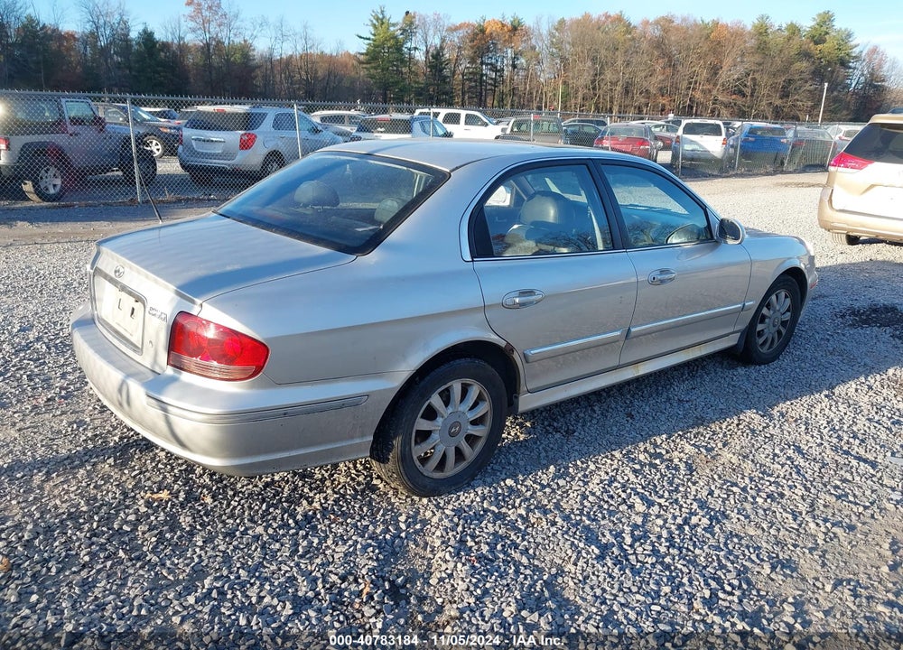 2003 HYUNDAI SONATA GLS/LX VIN: KMHWF35H93A888556