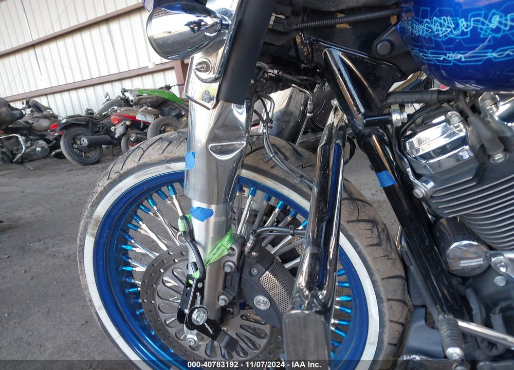 2019 HARLEY-DAVIDSON FLHX VIN: 1HD1KBC19KB608958