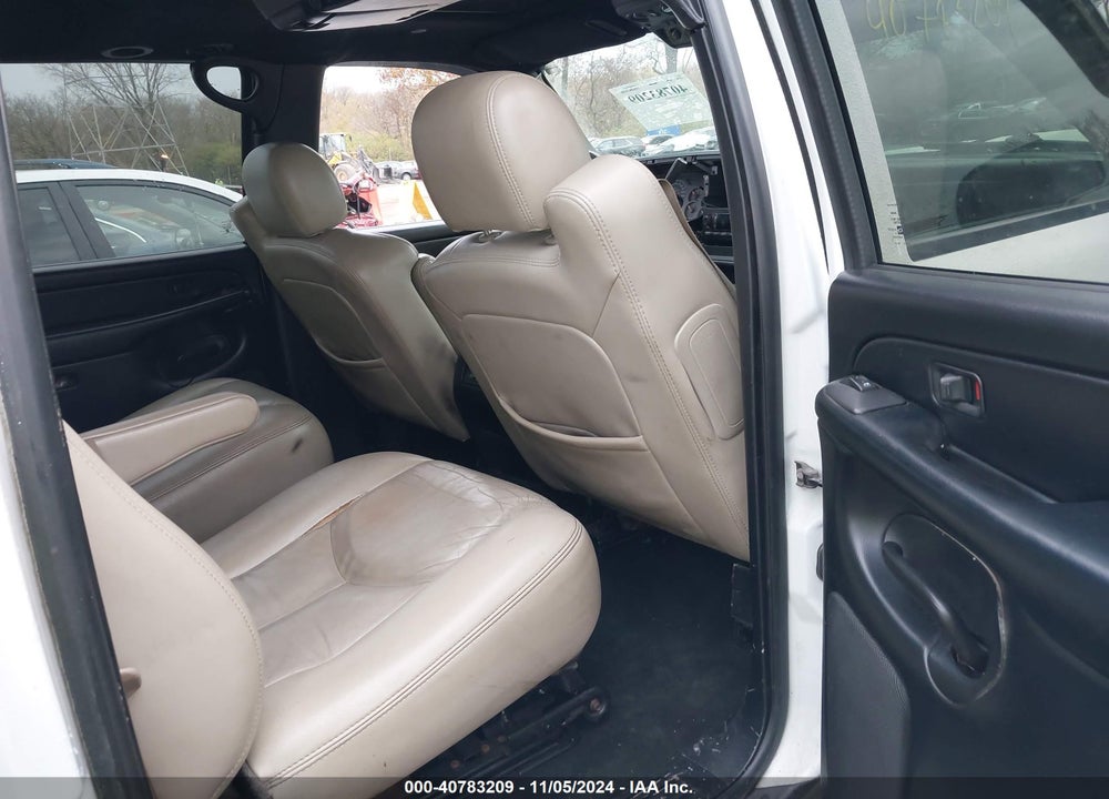 2005 GMC YUKON XL 1500 SLT VIN: 1GKEC16Z25J222702