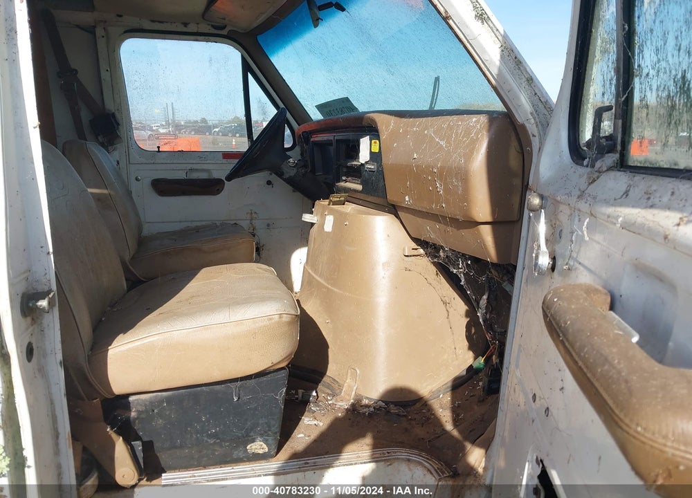 1987 FORD ECONOLINE E250 VAN VIN: 1FTEE24Y9HHB87657