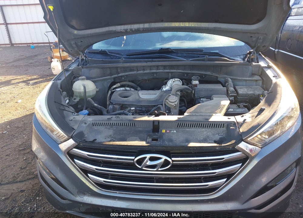 2016 HYUNDAI TUCSON LIMITED VIN: KM8J33A28GU059132
