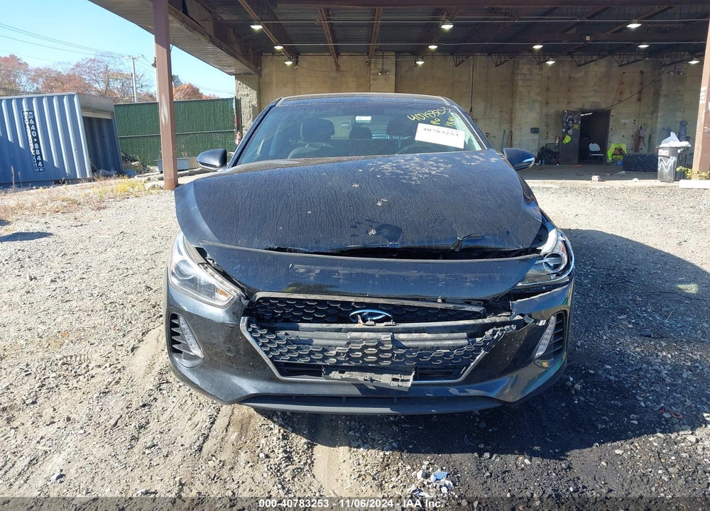 2018 HYUNDAI ELANTRA GT VIN: KMHH35LE3JU021123