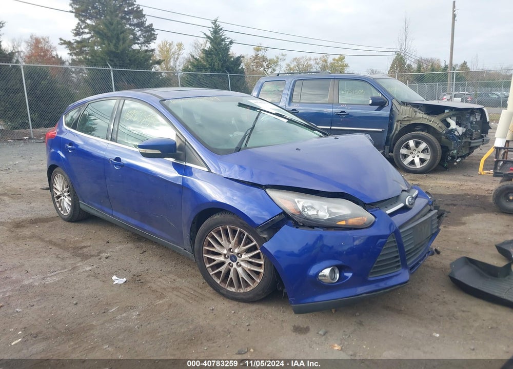 2014 FORD FOCUS TITANIUM VIN: 1FADP3N25EL298520