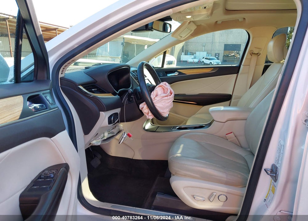 2015 LINCOLN MKC VIN: 5LMTJ2AH2FUJ41687