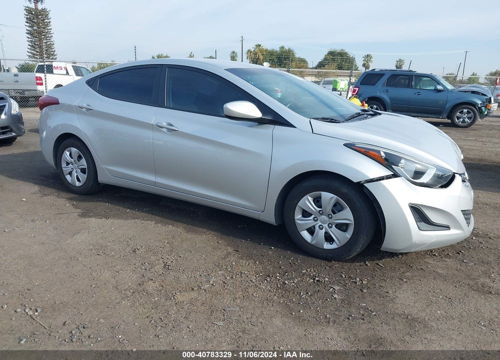2016 HYUNDAI ELANTRA SE VIN: 5NPDH4AE2GH698040