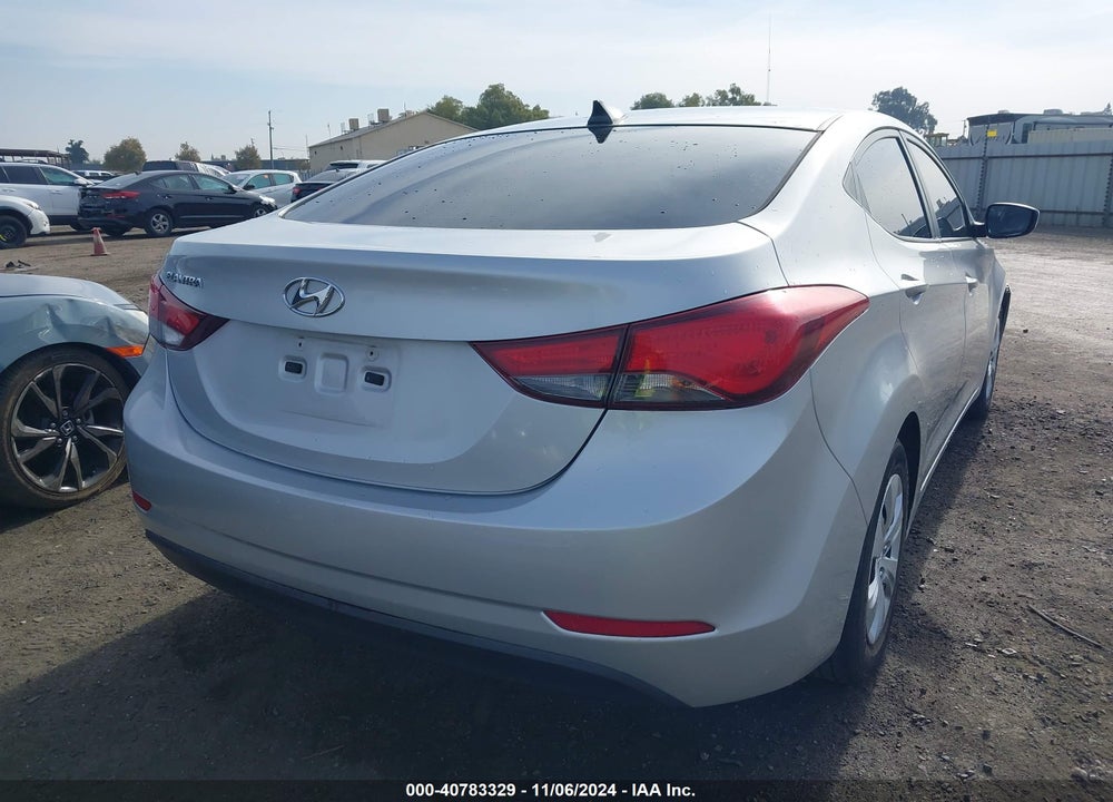 2016 HYUNDAI ELANTRA SE VIN: 5NPDH4AE2GH698040