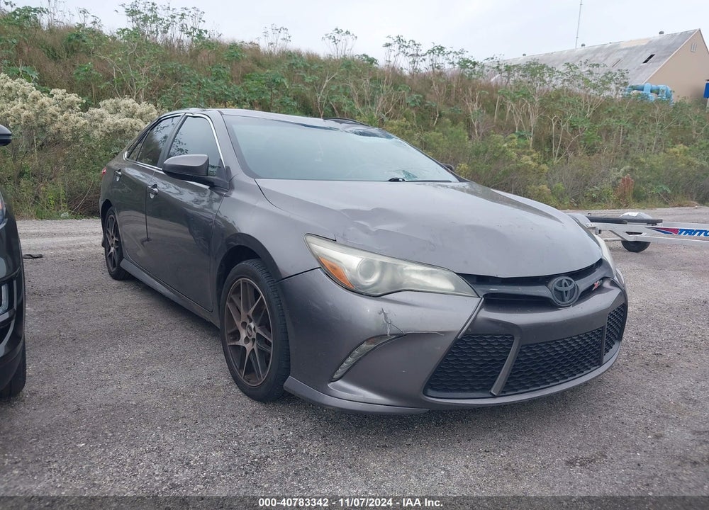 2017 TOYOTA CAMRY SE VIN: 4T1BF1FK5HU775674