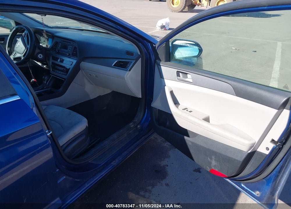 2016 HYUNDAI SONATA VIN: 5NPE24AF1GH418395
