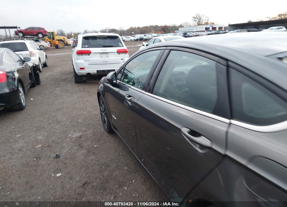 2018 FORD FUSION HYBRID SE VIN: 3FA6P0LU5JR169913