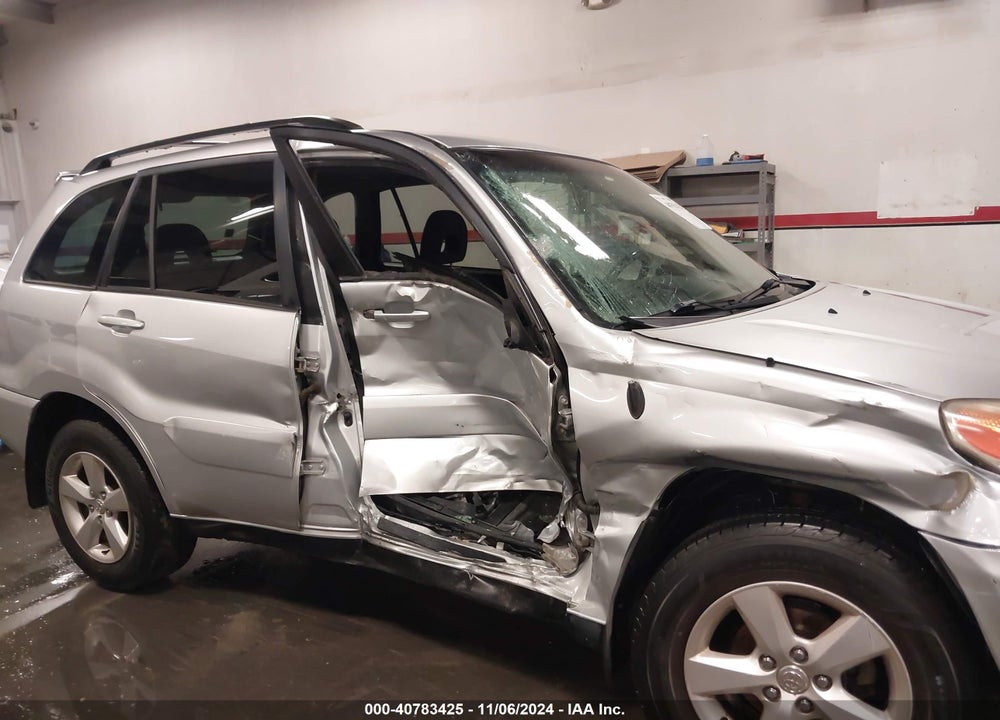 2004 TOYOTA RAV4 VIN: JTEGD20VX40019943