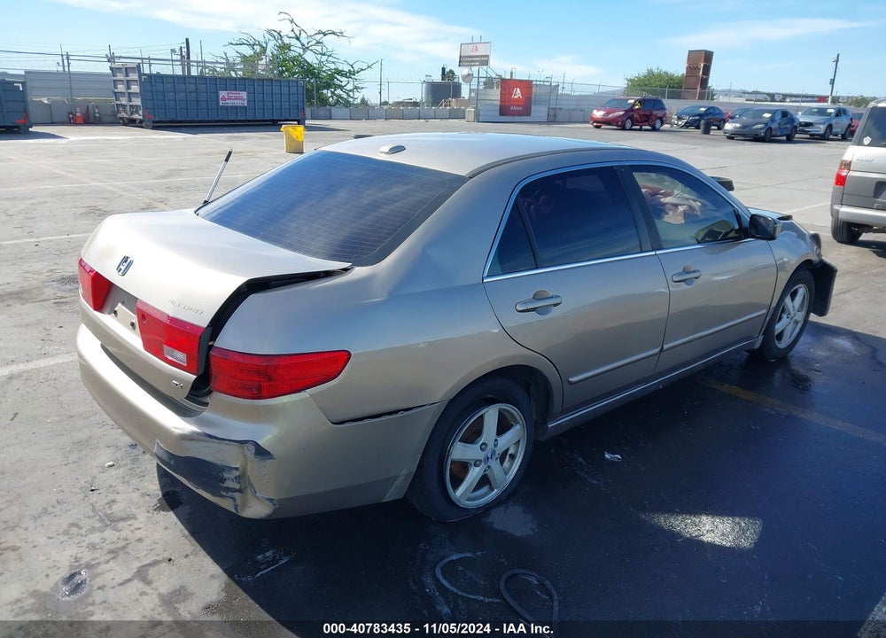 2005 HONDA ACCORD 2.4 EX VIN: JHMCM56895C003821