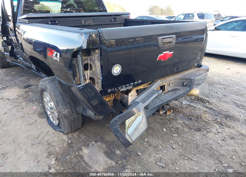 2011 CHEVROLET SILVERADO 2500HD LT VIN: 1GC1KXC86BF113959