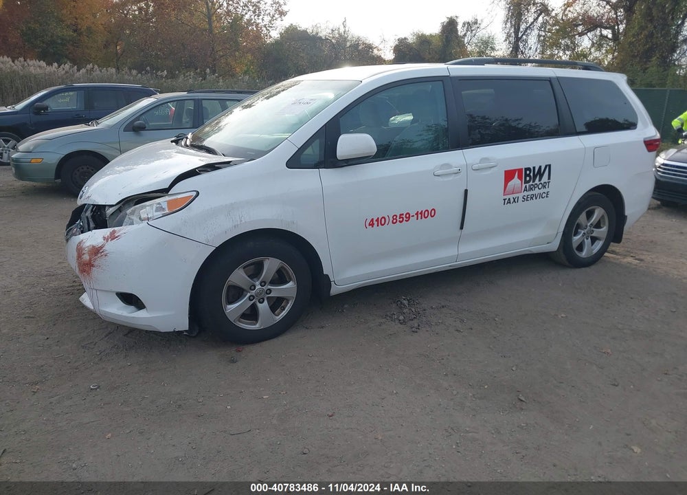 2017 TOYOTA SIENNA LE 8 PASSENGER VIN: 5TDKZ3DC1HS834128