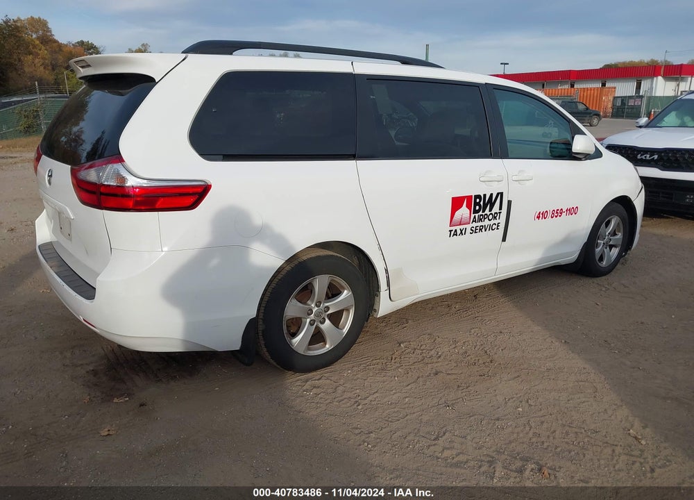 2017 TOYOTA SIENNA LE 8 PASSENGER VIN: 5TDKZ3DC1HS834128