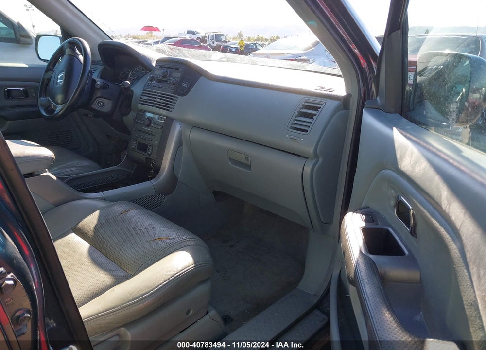 2005 HONDA PILOT EX-L VIN: 2HKYF18515H500766