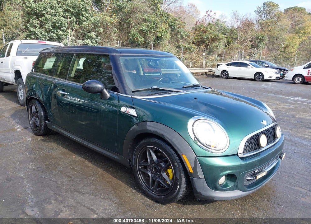 2011 MINI COOPER CLUBMAN VIN: WMWZF3C55BT188821