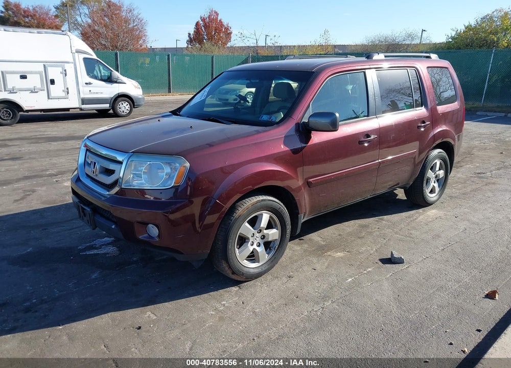 2011 HONDA PILOT EX VIN: 5FNYF4H4XBB097082
