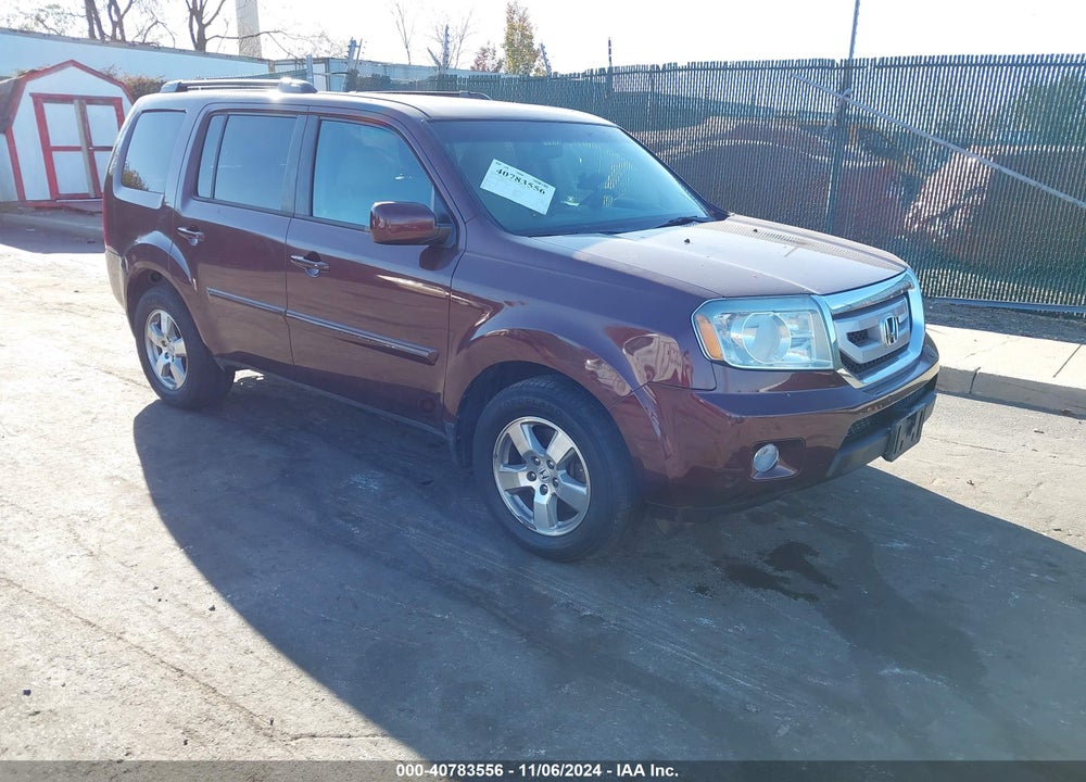 2011 HONDA PILOT EX VIN: 5FNYF4H4XBB097082