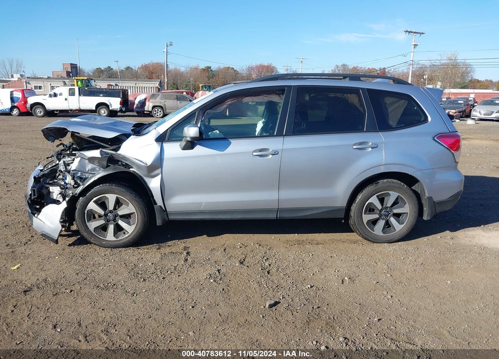 2017 SUBARU FORESTER 2.5I PREMIUM VIN: JF2SJAGC3HH562789
