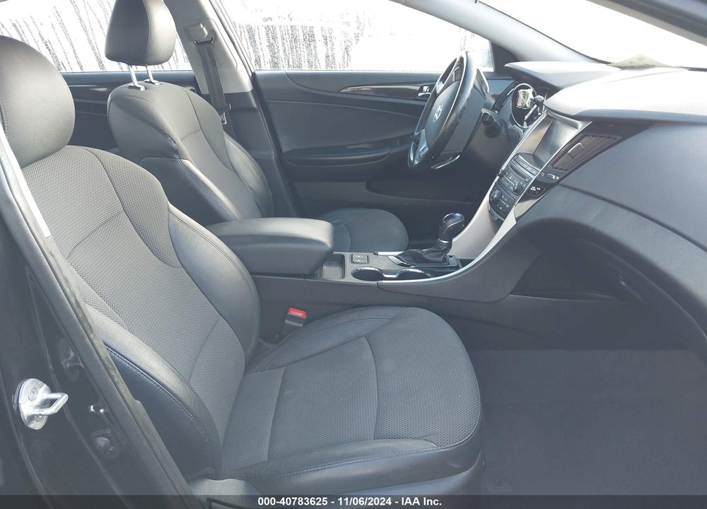 2014 HYUNDAI SONATA SE VIN: 5NPEC4AC9EH859367