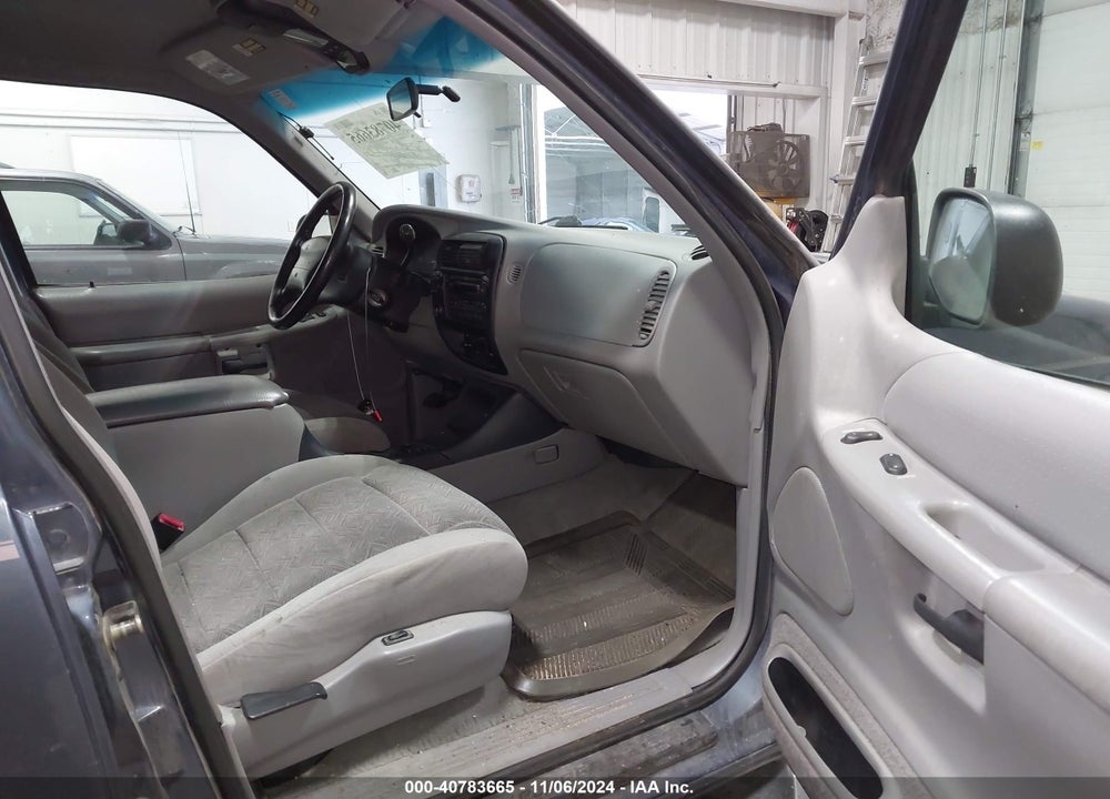 1998 FORD EXPLORER VIN: 1FMZU34E4WZB94423