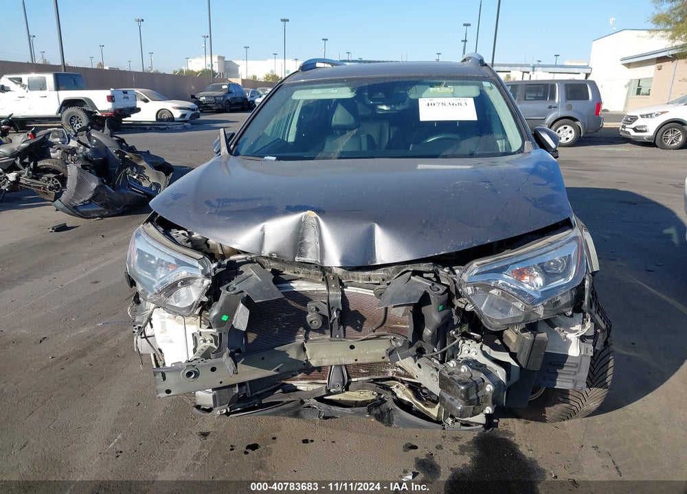 2018 TOYOTA RAV4 LIMITED/PLATINUM VIN: 2T3YFREV0JW477521
