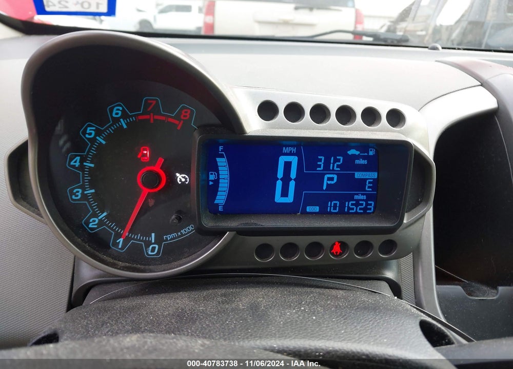 2014 CHEVROLET SONIC LT AUTO VIN: 1G1JC5SH9E4106421