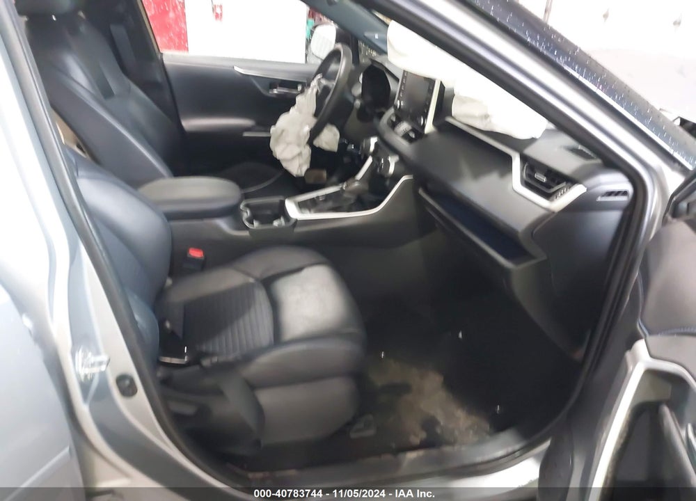 2020 TOYOTA RAV4 HYBRID XSE VIN: 2T3EWRFV8LW074200