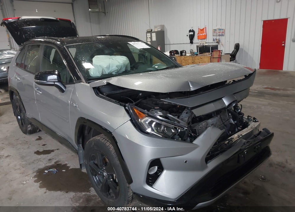 2020 TOYOTA RAV4 HYBRID XSE VIN: 2T3EWRFV8LW074200