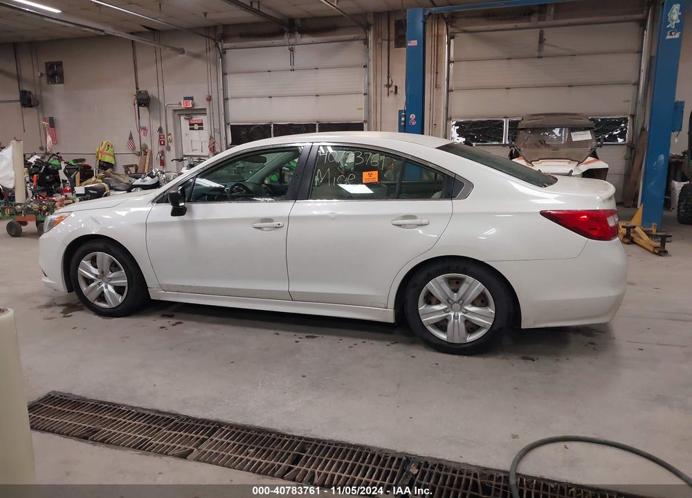 2015 SUBARU LEGACY 2.5I VIN: 4S3BNAA68F3043012