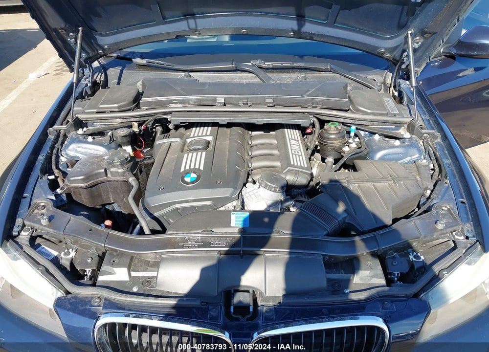 2009 BMW 328 VIN: WBAPH73599E129052