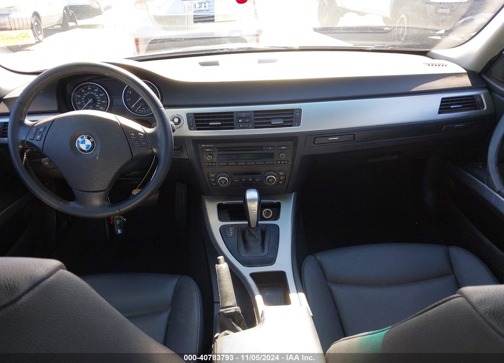 2009 BMW 328 VIN: WBAPH73599E129052