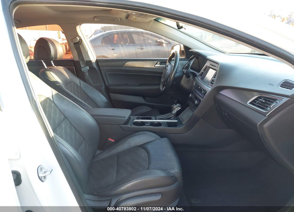 2016 HYUNDAI SONATA SPORT VIN: 5NPE34AF9GH431943