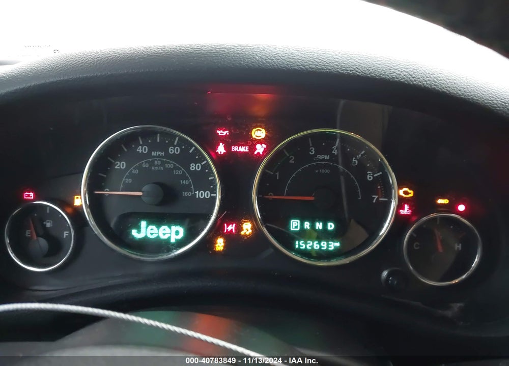 2018 JEEP WRANGLER JK UNLIMITED SAHARA 4X4 VIN: 1C4BJWEG9JL812489