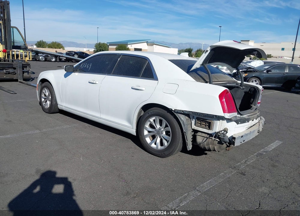 2016 CHRYSLER 300 LIMITED VIN: 2C3CCAAG8GH206912