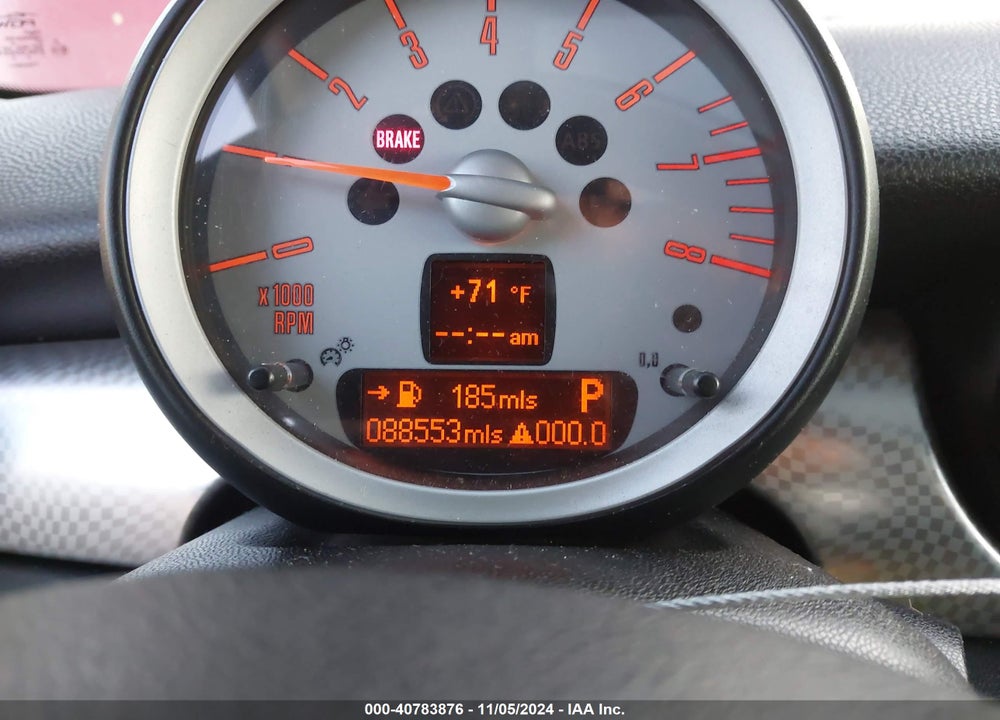 2007 MINI COOPER S VIN: WMWMF73577TL88883