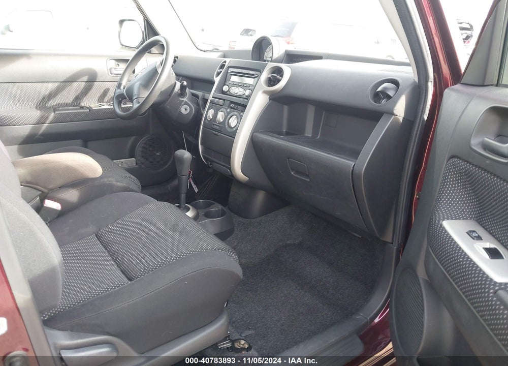2006 SCION XB VIN: JTLKT324964037846