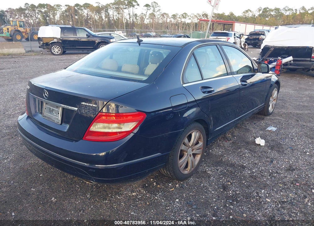 2008 MERCEDES-BENZ C 300 LUXURY/SPORT VIN: WDDGF54X68F075835