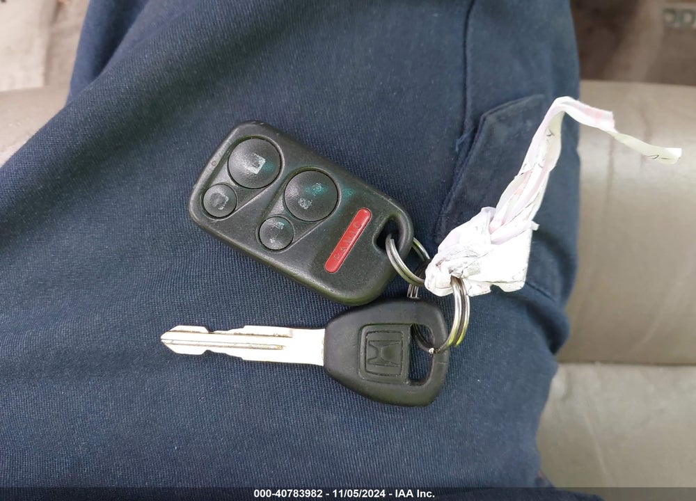 2002 HONDA ODYSSEY EX-L VIN: 2HKRL18912H008606