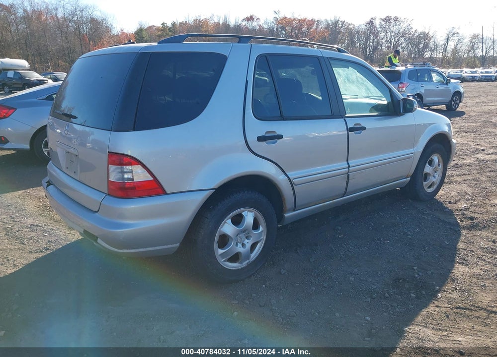 2002 MERCEDES-BENZ ML 320 VIN: 4JGAB54E02A364204