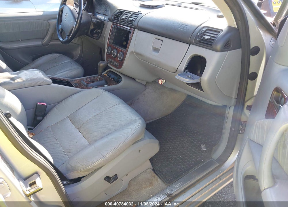 2002 MERCEDES-BENZ ML 320 VIN: 4JGAB54E02A364204