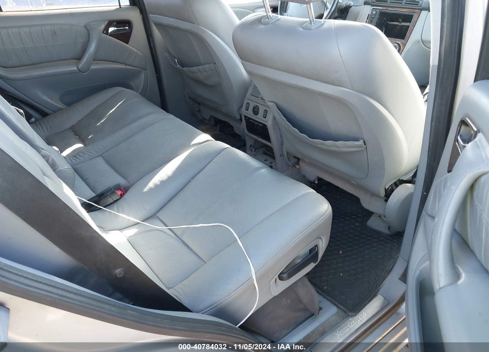 2002 MERCEDES-BENZ ML 320 VIN: 4JGAB54E02A364204
