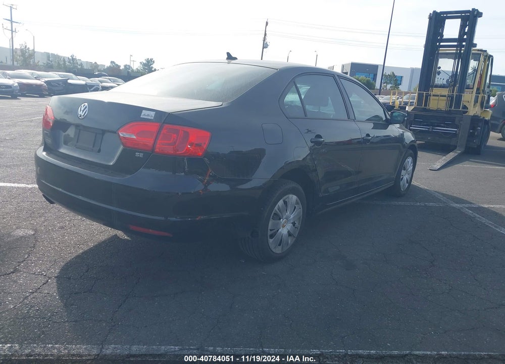 2014 VOLKSWAGEN JETTA 1.8T SE VIN: 3VWD07AJ4EM236671